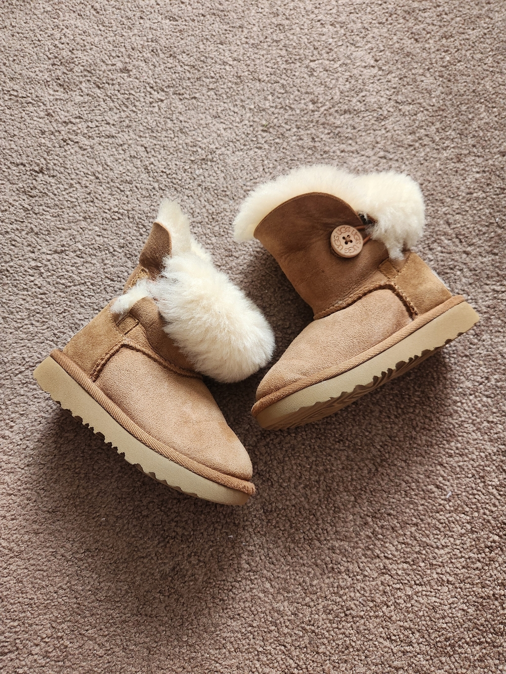 UGG Kids Chestnut Suede Button-Detail Shearling Boots